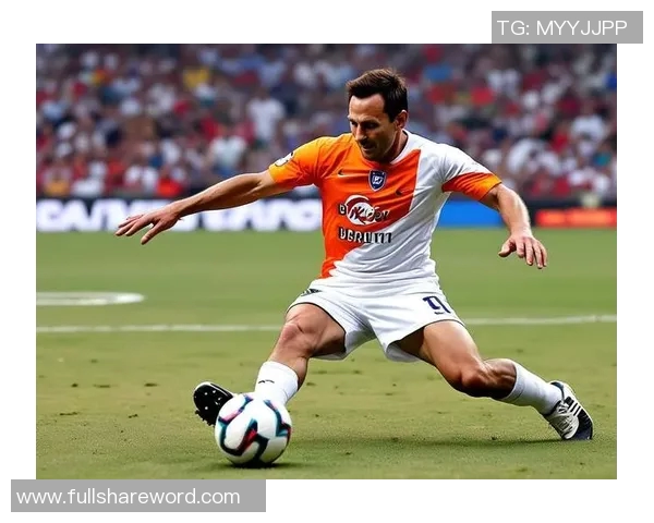 足球明星优雅转身西装魅力尽显精彩瞬间回顾